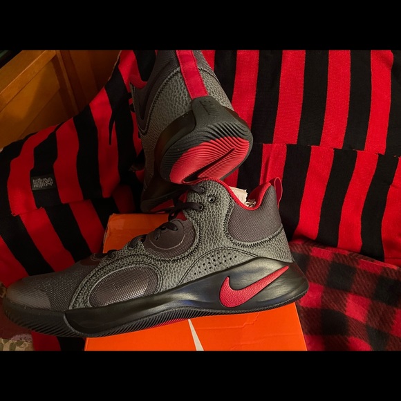 Mens Nike sneaker - Picture 4 of 6